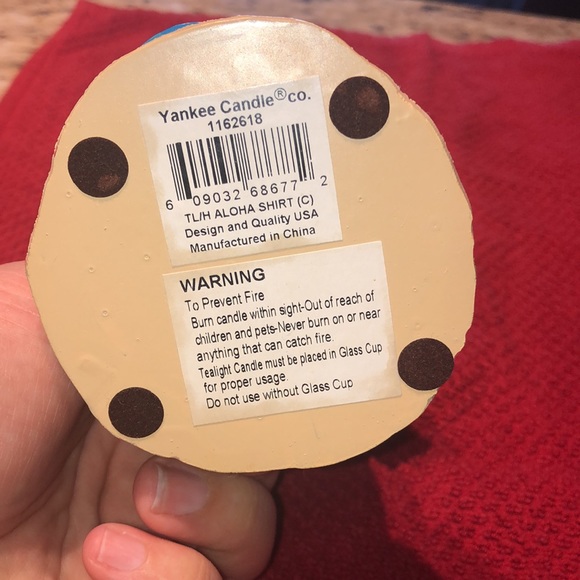 π 2/$25  Mix & Match Hawaiian Shirt & Flip Flop Holder - Picture 3 of 3